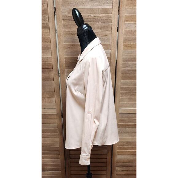 Elle Medium M Light Pink Roll Tab Sleeve Button-Up Career Business Casual Blouse - Picture 5 of 7